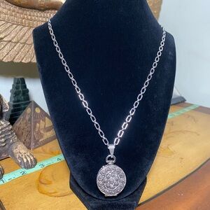 Vintage Goldette locket pendant